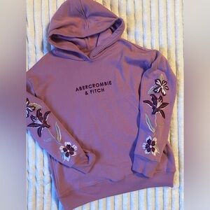 Abercrombie & Fitch Lavender embroidered sleeve Floral Hoodie size 13/14